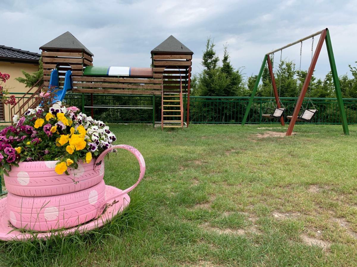 Hani I Leks Agroturizem Lezhë Exterior foto